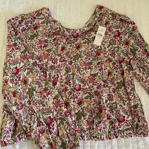 New with tags ! Loft blouse. Perfect for spring !